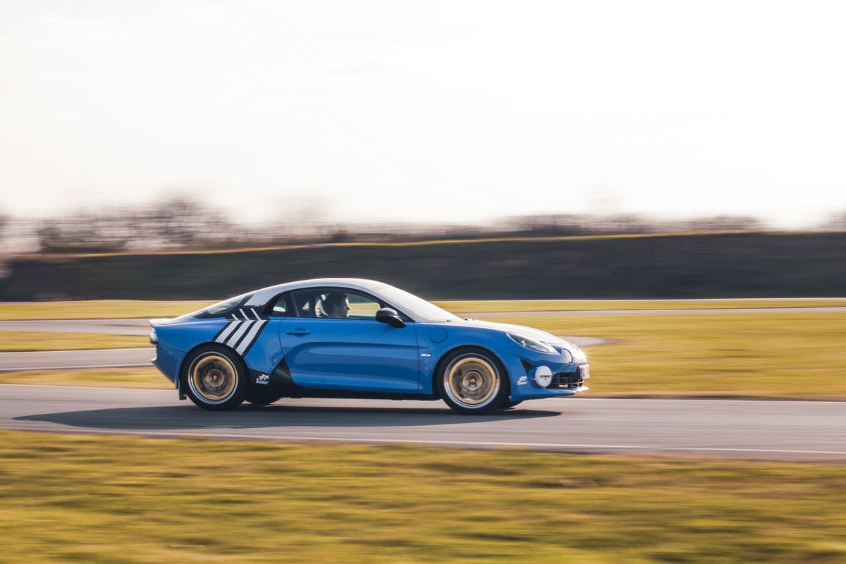 Ravage Groupe 4 : l'Alpine A110 bodybuildée en vente libre ! - RAVAGE